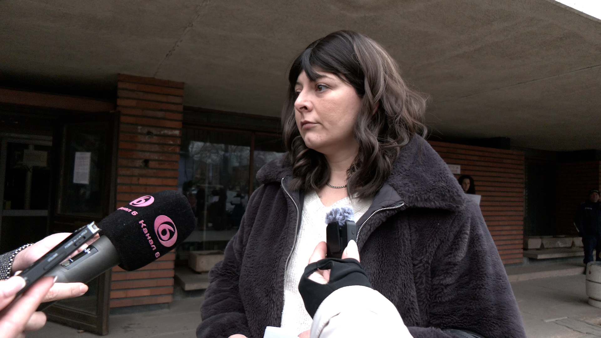 Протест в Сливен в подкрепа на Маргарита Кутийска и нейната 5-годишна дъщеря